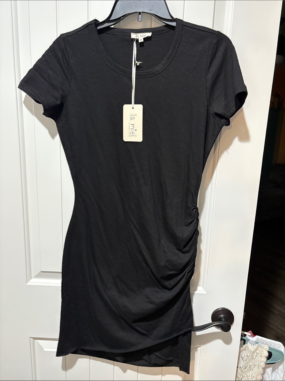 LA MIEL Black Short-Sleeve Side-Ruched Crewneck Tee Dress